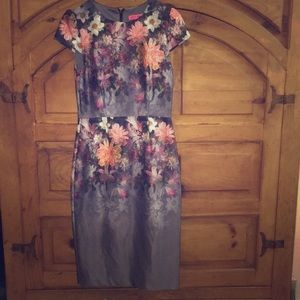 Betsy Johnson floral dress size 2..never worn